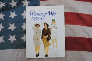 OPNV.  WOMAN AT WAR 1939-45
